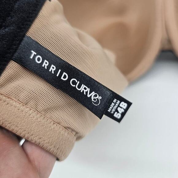 Torrid Curve Black and Tan Lace Bra - Picture 8 of 9